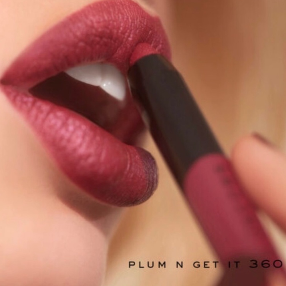 NIB Marc Jacobs Beauty LE MARC Lip Crayon Lipstick PLUM N GET IT #360 Full Size